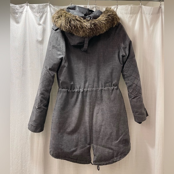 Aritzia duck down filled Parka with removable fur hood - Picture 2 of 6